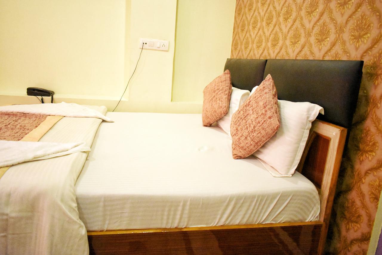 Hotel Picasso Varanasi Prime Location Exterior foto