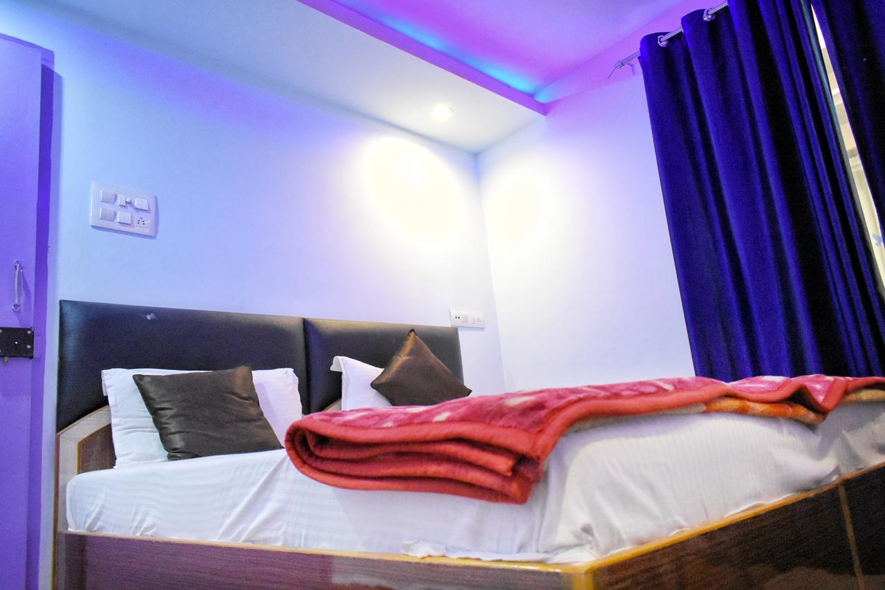 Hotel Picasso Varanasi Prime Location Exterior foto